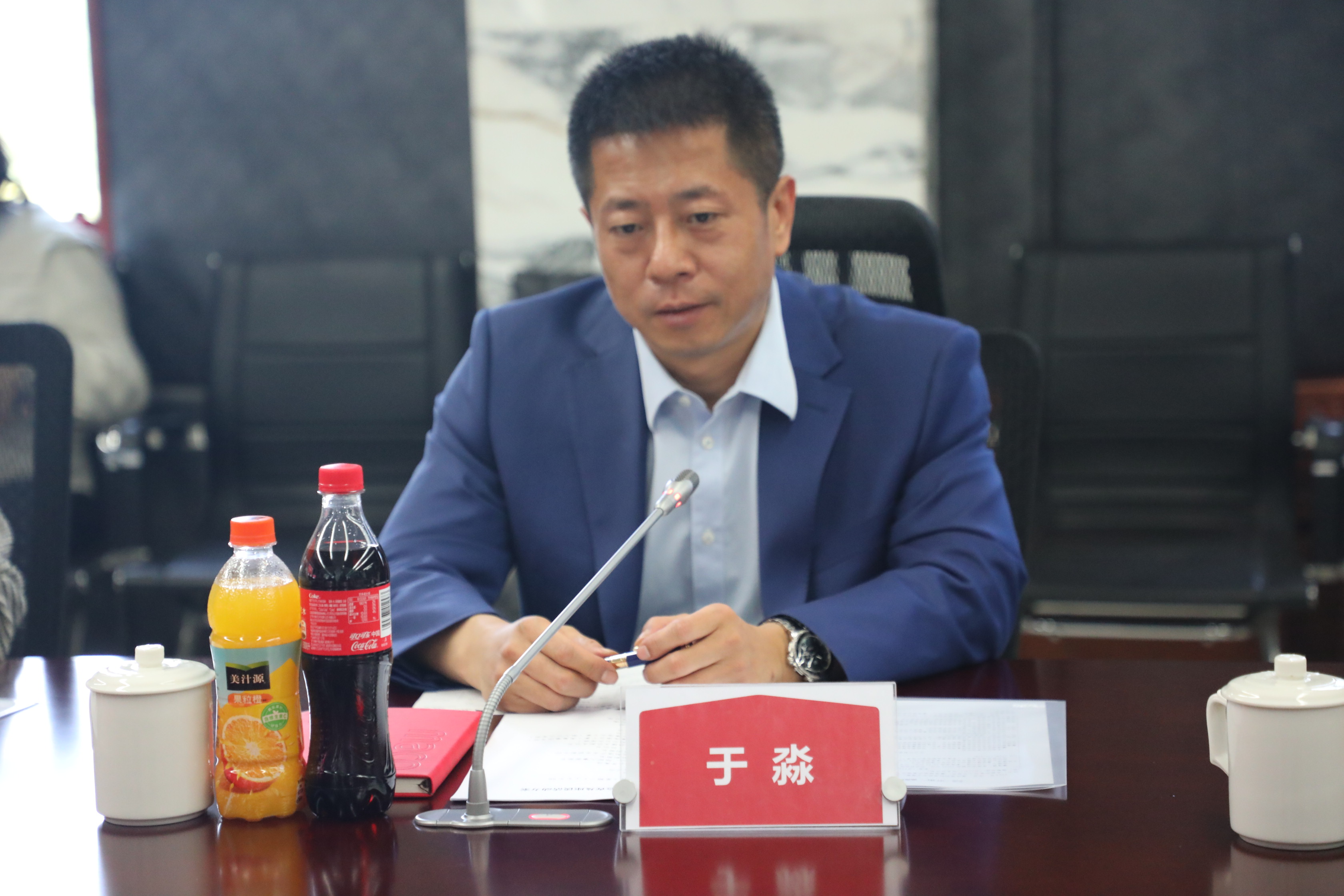 經(jīng)開區(qū)工委副書記、組織人事部部長(zhǎng)于淼一行蒞臨美巢參觀督導(dǎo)