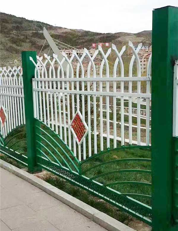 ����\����